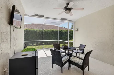 8446 Vía Serena Boca Raton FL 33433