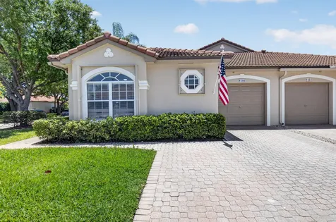 8446 Vía Serena Boca Raton FL 33433