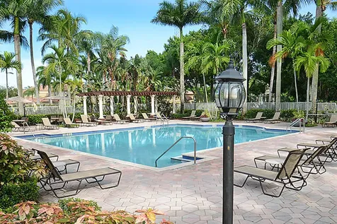 8446 Vía Serena Boca Raton FL 33433