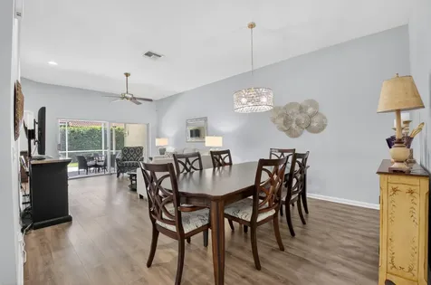 8446 Vía Serena Boca Raton FL 33433