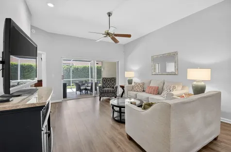 8446 Vía Serena Boca Raton FL 33433