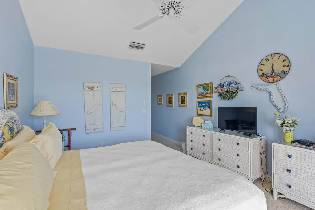 210 N Camelia Court Vero Beach FL 32963