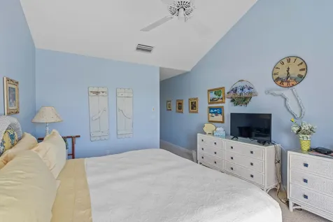 210 N Camelia Court Vero Beach FL 32963
