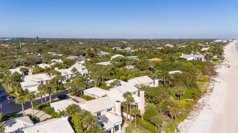 210 N Camelia Court Vero Beach FL 32963