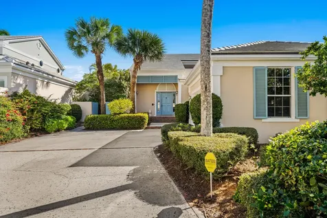 210 N Camelia Court Vero Beach FL 32963