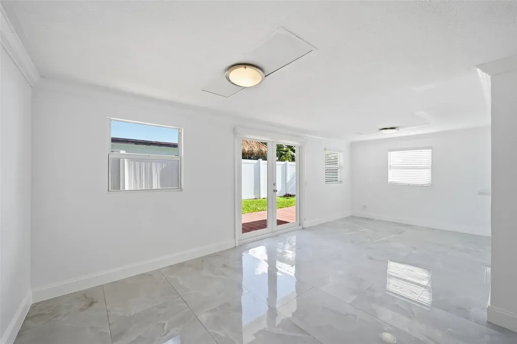 1400 SE 8th Avenue Deerfield Beach FL 33441