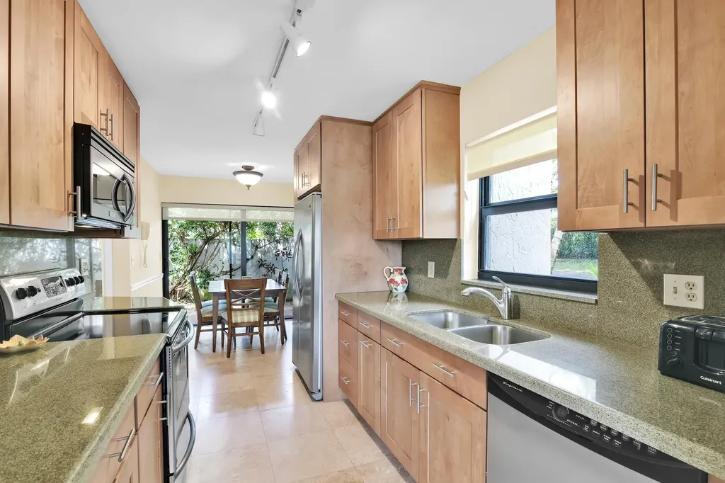 6760 Willow Wood Drive Boca Raton FL 33434