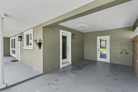 2770 NE 53rd Street Lighthouse Point FL 33064