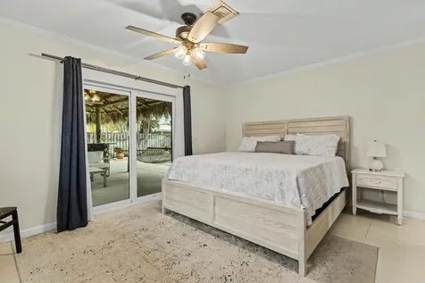 2770 NE 53rd Street Lighthouse Point FL 33064