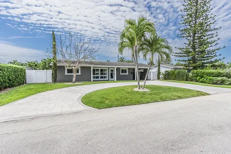 2770 NE 53rd Street Lighthouse Point FL 33064