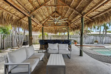 2770 NE 53rd Street Lighthouse Point FL 33064