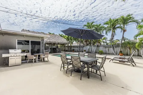 2770 NE 53rd Street Lighthouse Point FL 33064