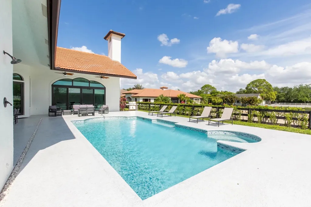 14367 Belmont Trace Wellington FL 33414