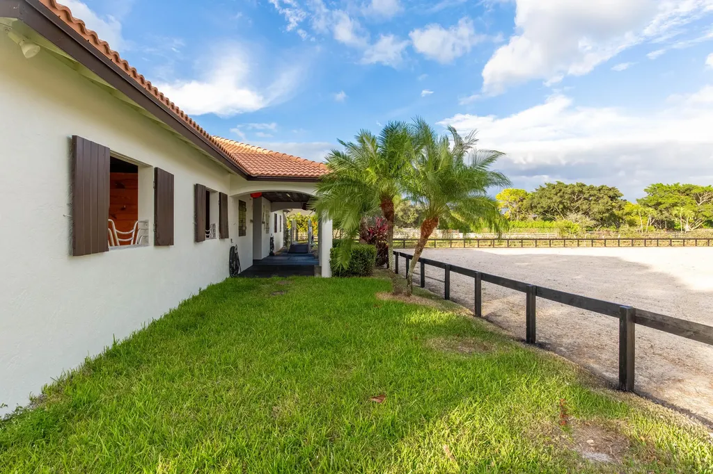 14367 Belmont Trace Wellington FL 33414