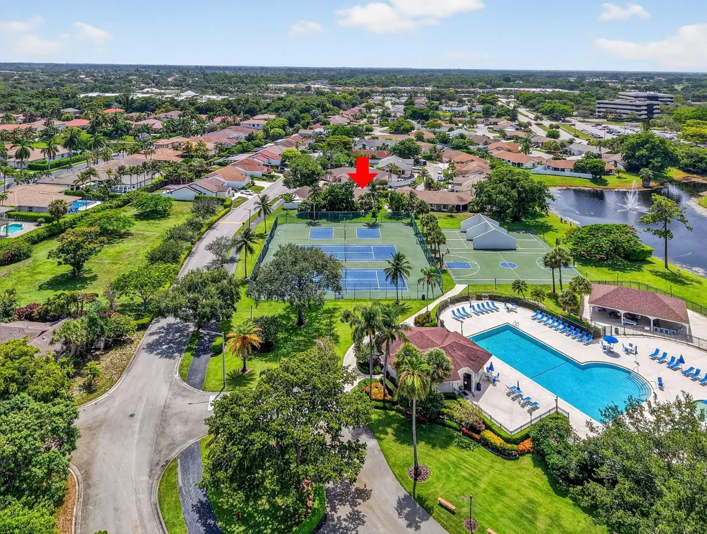 9667 Sunny Isle Circle Boca Raton FL 33428