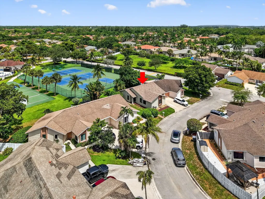 9667 Sunny Isle Circle Boca Raton FL 33428