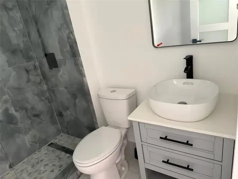112 Royal Park Drive Oakland Park FL 33309