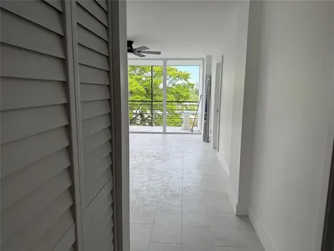 112 Royal Park Drive Oakland Park FL 33309