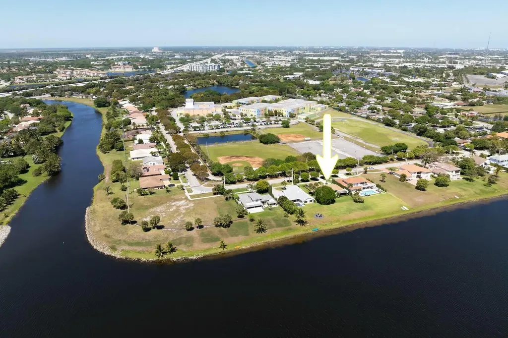 3600 N Shore Drive West Palm Beach FL 33407