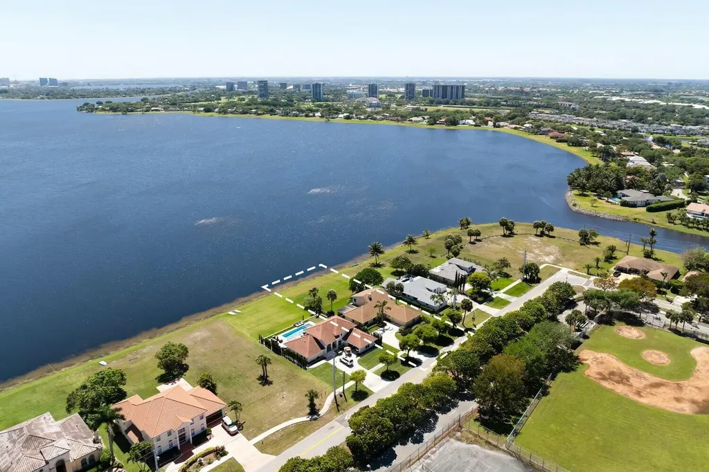 3600 N Shore Drive West Palm Beach FL 33407