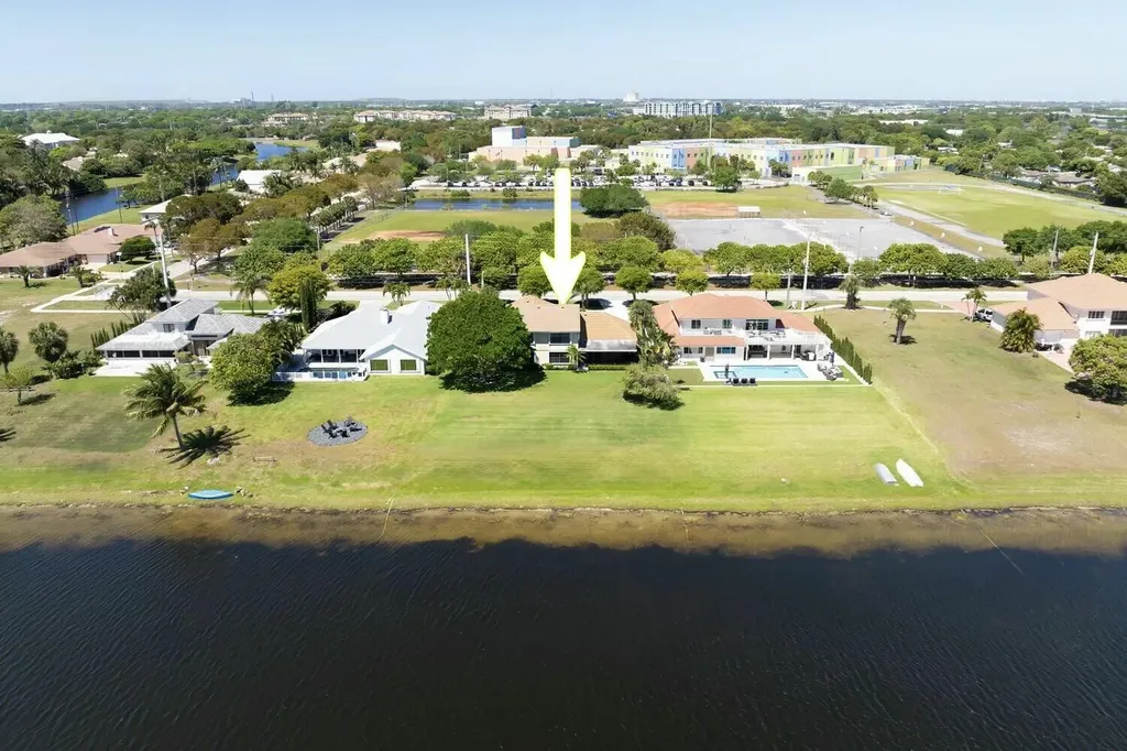 3600 N Shore Drive West Palm Beach FL 33407
