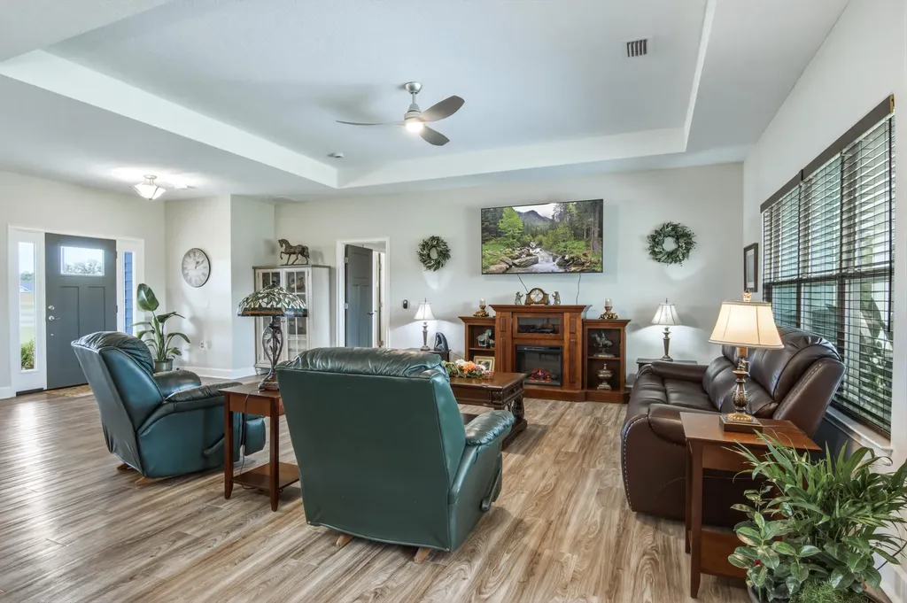 10172 98th Path Live Oak FL 32060