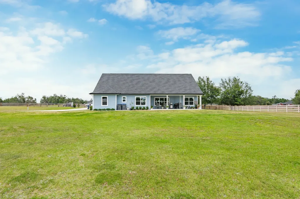 10172 98th Path Live Oak FL 32060