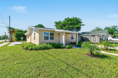 1301 W 25th Street Riviera Beach FL 33404