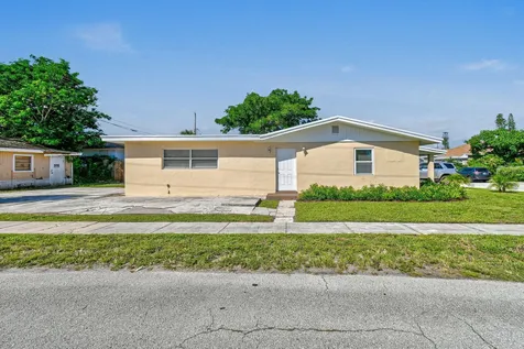 1301 W 25th Street Riviera Beach FL 33404