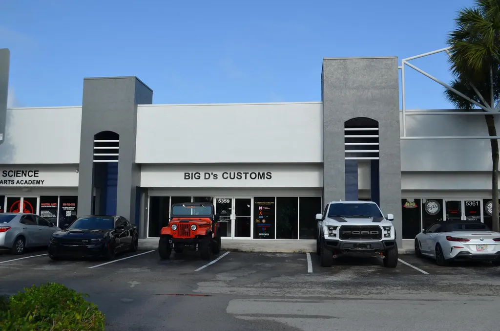 5359 N Nob Hill Road Sunrise FL