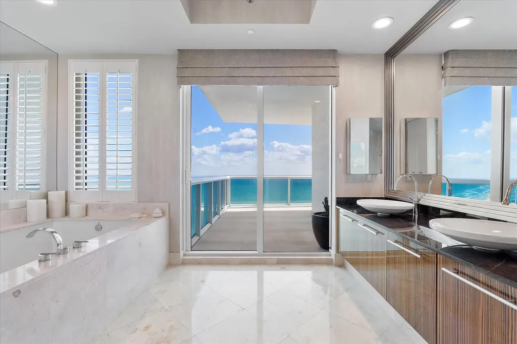 2711 S Ocean Drive Hollywood FL 33019