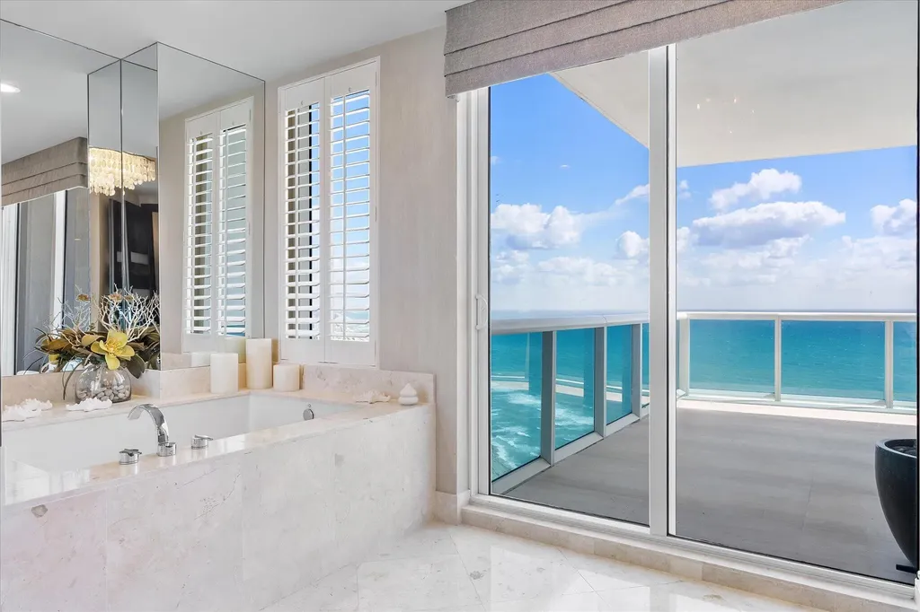 2711 S Ocean Drive Hollywood FL 33019