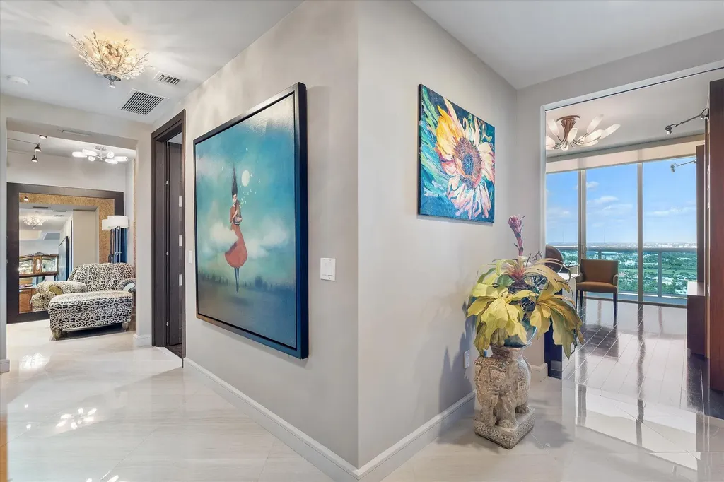 2711 S Ocean Drive Hollywood FL 33019