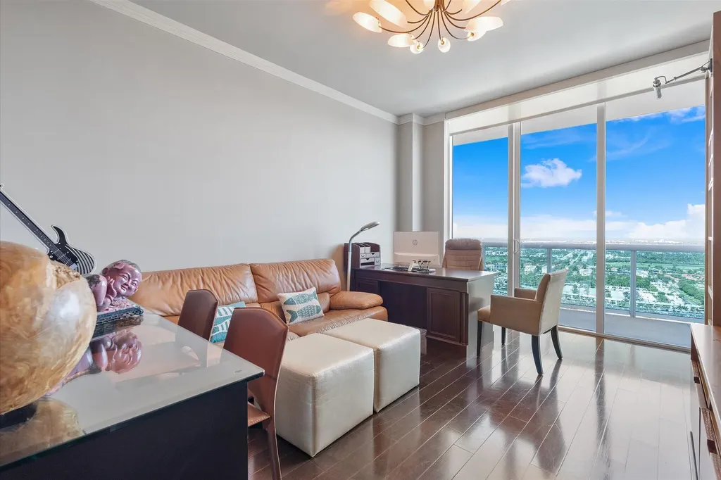 2711 S Ocean Drive Hollywood FL 33019