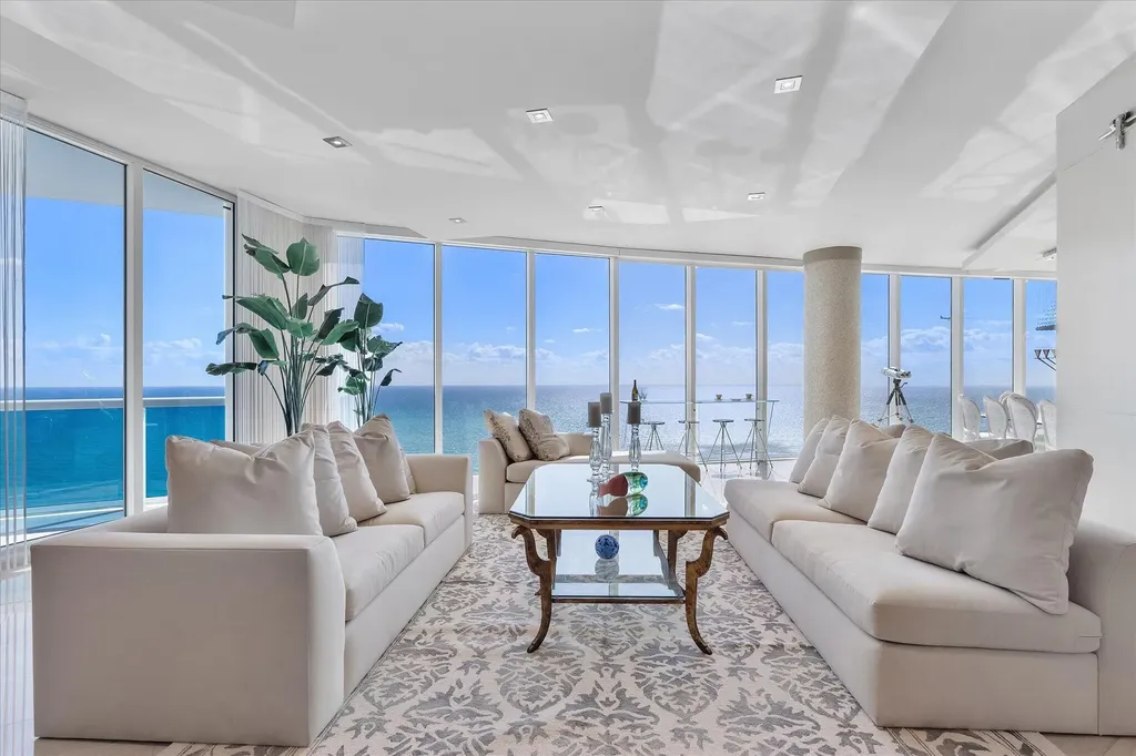 2711 S Ocean Drive Hollywood FL 33019
