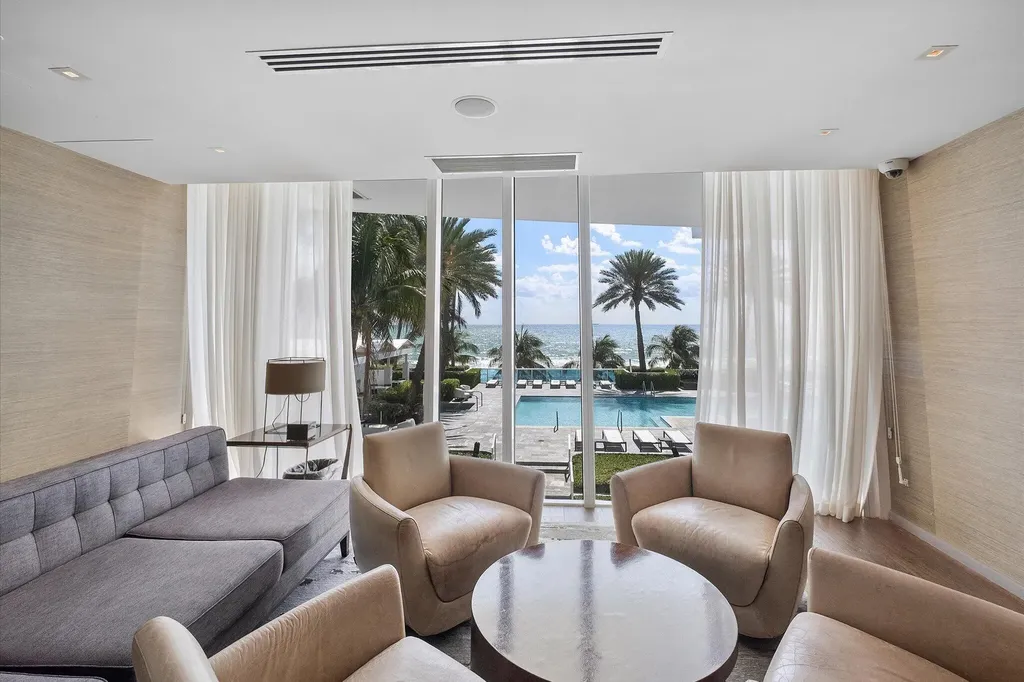 2711 S Ocean Drive Hollywood FL 33019