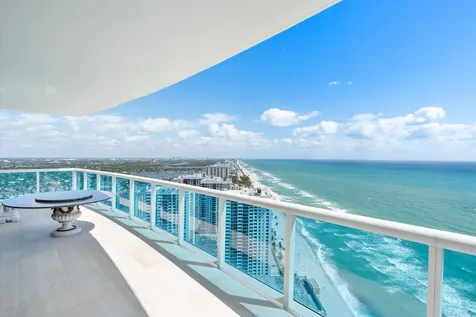 2711 S Ocean Drive Hollywood FL 33019
