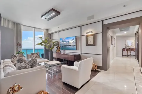 2711 S Ocean Drive Hollywood FL 33019