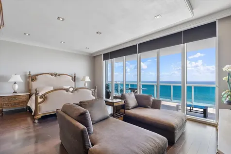 2711 S Ocean Drive Hollywood FL 33019