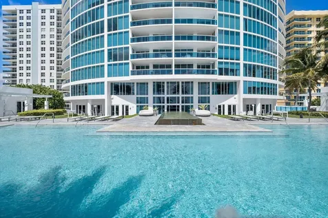 2711 S Ocean Drive Hollywood FL 33019