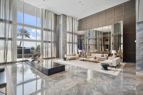 2711 S Ocean Drive Hollywood FL 33019
