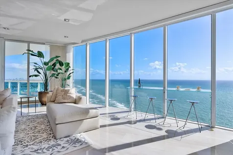 2711 S Ocean Drive Hollywood FL 33019