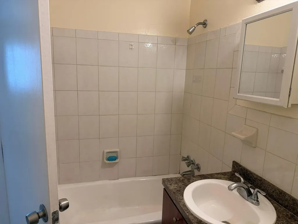 828 NE 16th Street Fort Lauderdale FL 33304