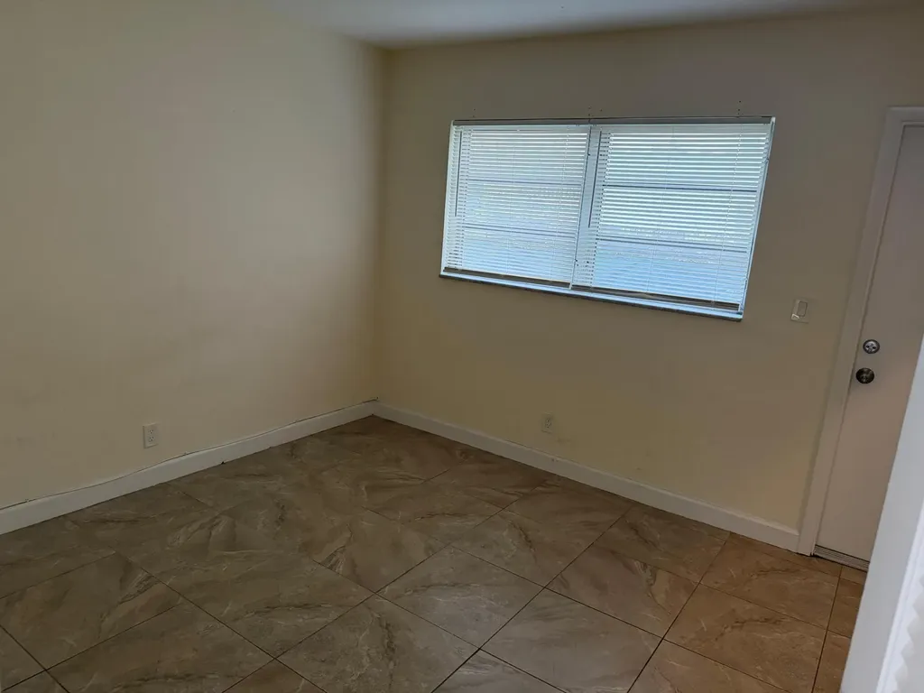 828 NE 16th Street Fort Lauderdale FL 33304