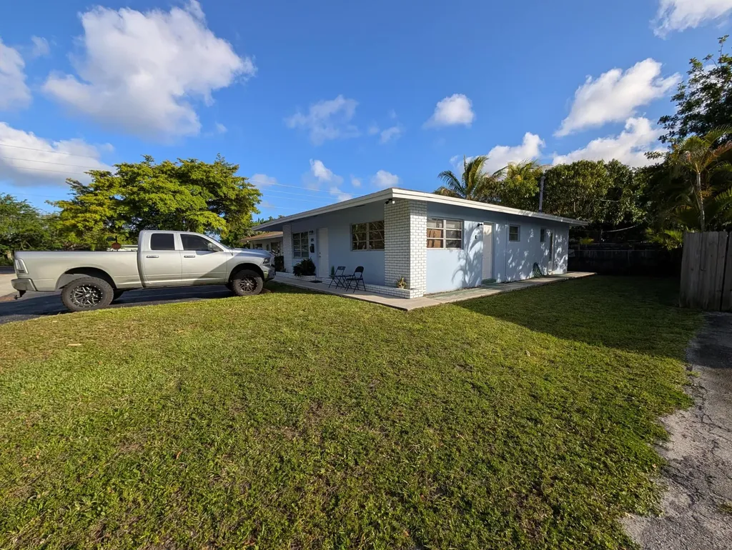 828 NE 16th Street Fort Lauderdale FL 33304