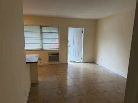 828 NE 16th Street Fort Lauderdale FL 33304