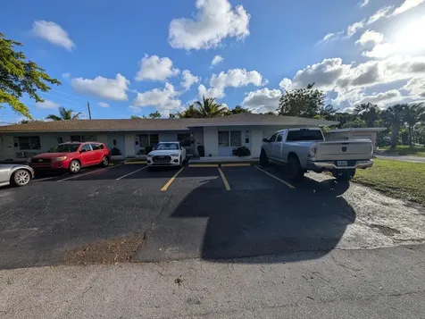 828 NE 16th Street Fort Lauderdale FL 33304