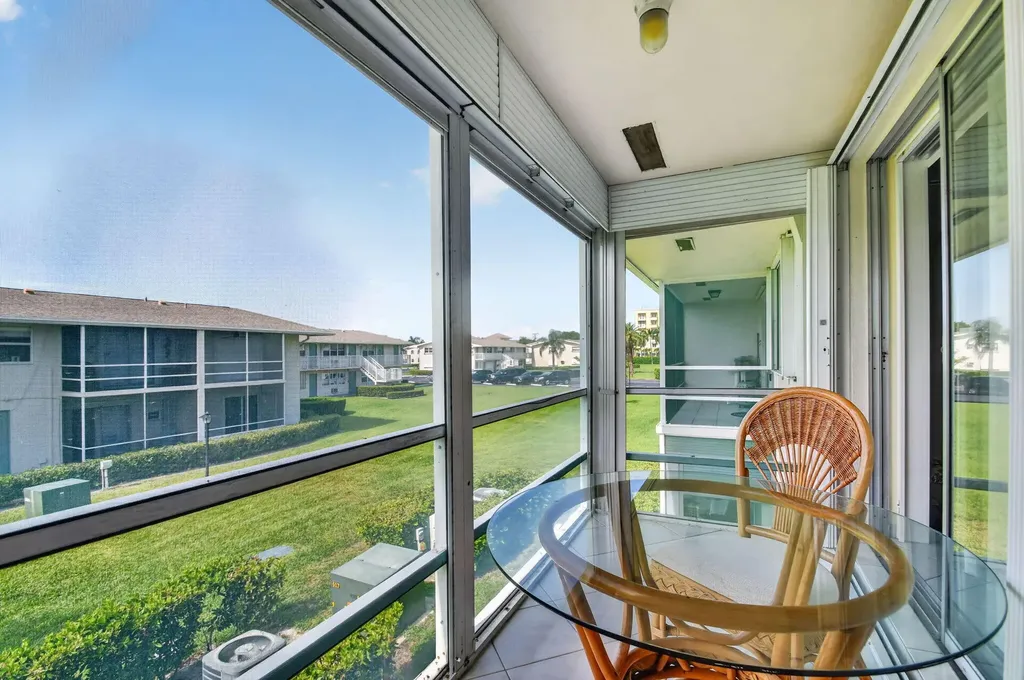 600 Horizon W Boynton Beach FL 33435