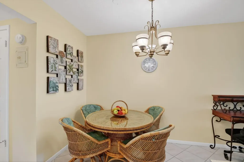 600 Horizon W Boynton Beach FL 33435