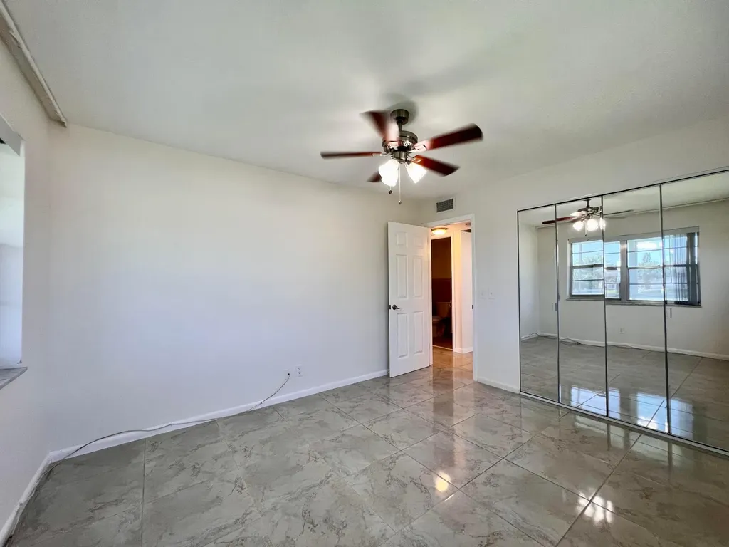 136 Somerset G West Palm Beach FL 33417